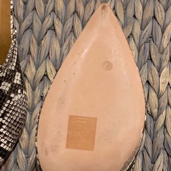 Veronica Beard Mule Python Embossed - Picture 7 of 8